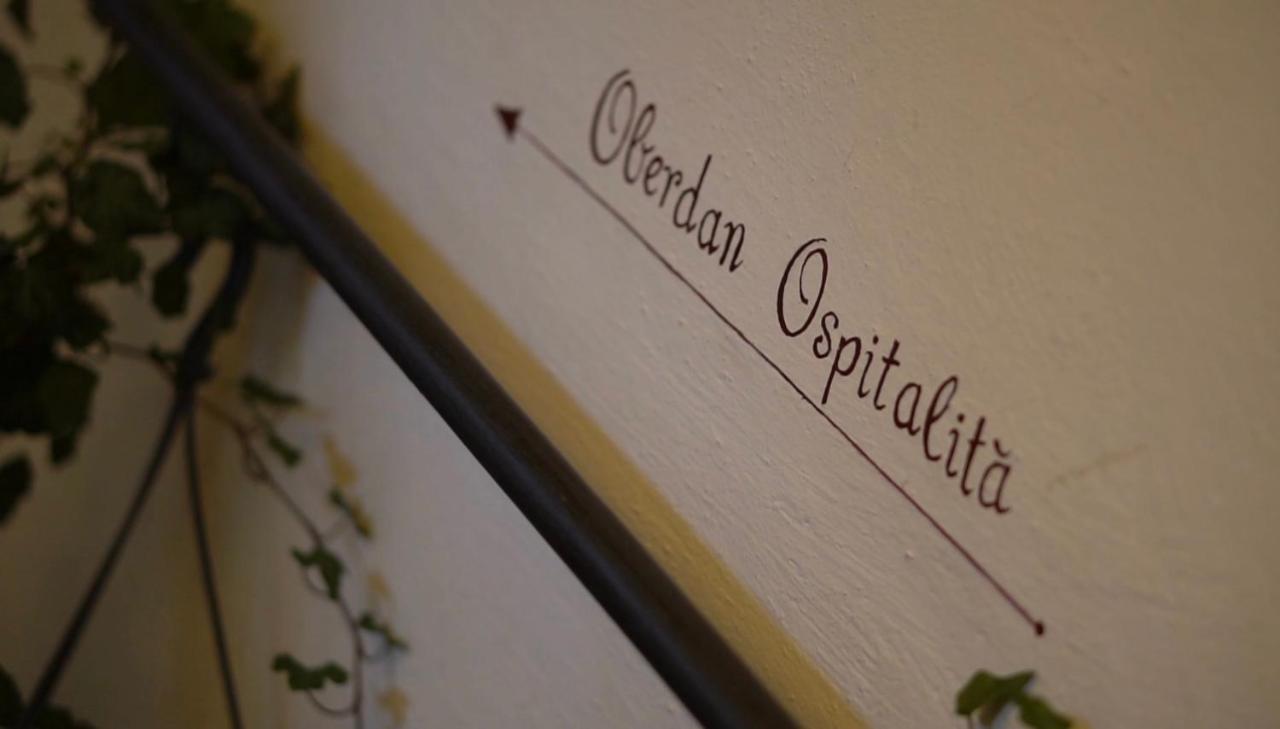토티 Oberdan Ospitalita' B&B 외부 사진