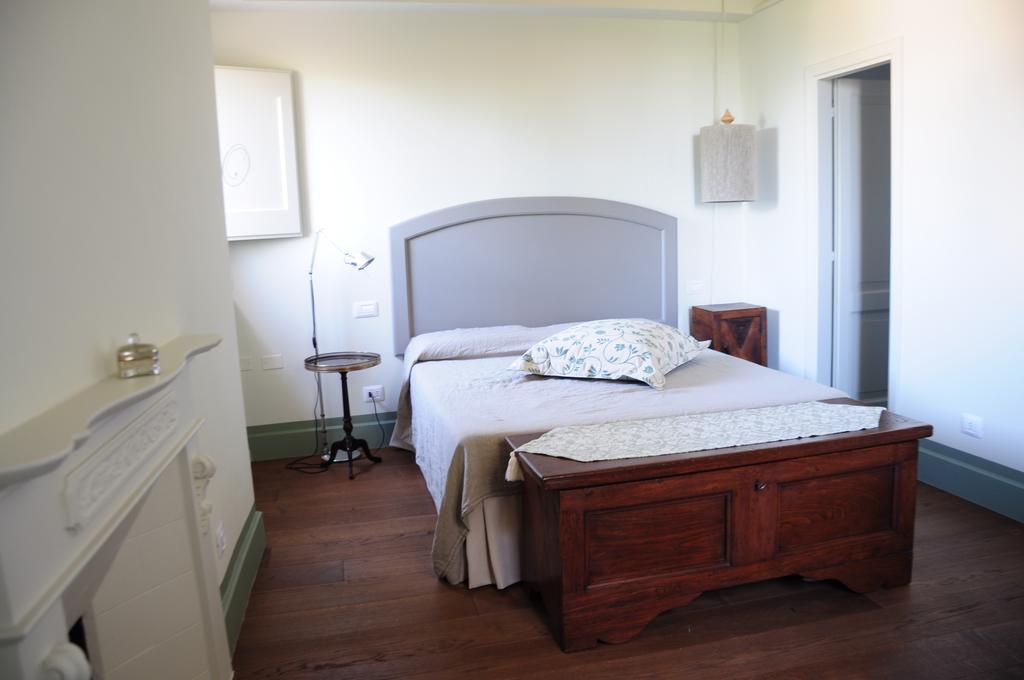 토티 Oberdan Ospitalita' B&B 외부 사진