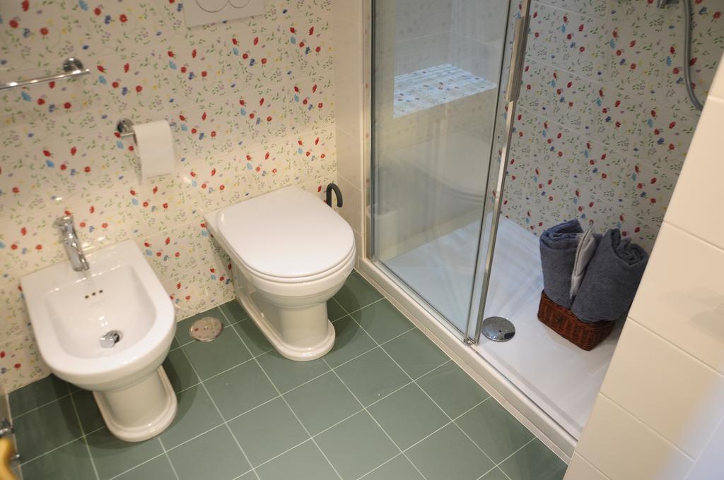 토티 Oberdan Ospitalita' B&B 외부 사진